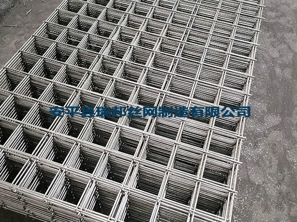 普通煤矿钢筋网片图片3