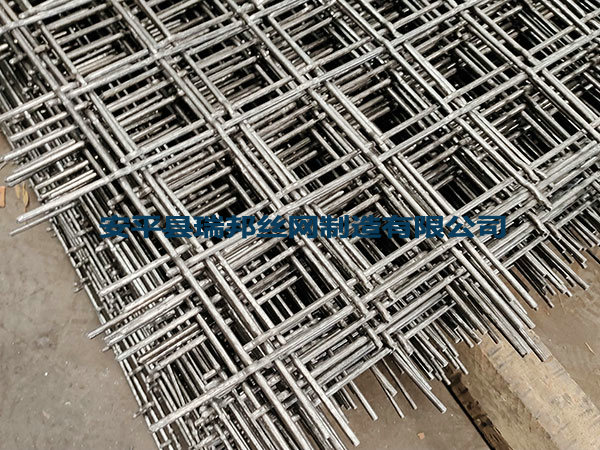 毛边煤矿钢筋网片图片3