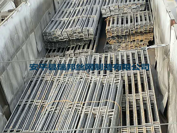 异形钢筋梯/钢筋托梁图片4