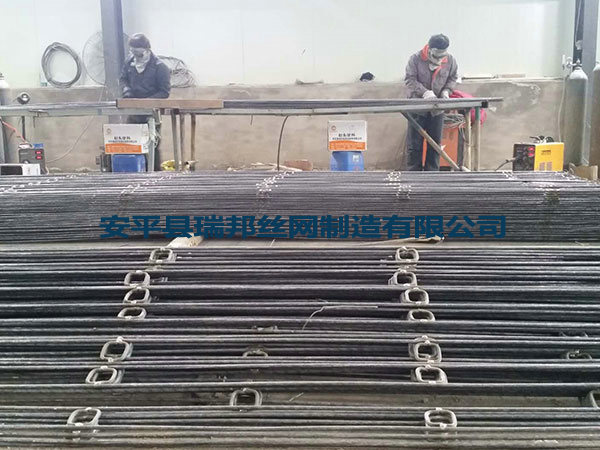 圆形钢筋梯/钢筋托梁图片4