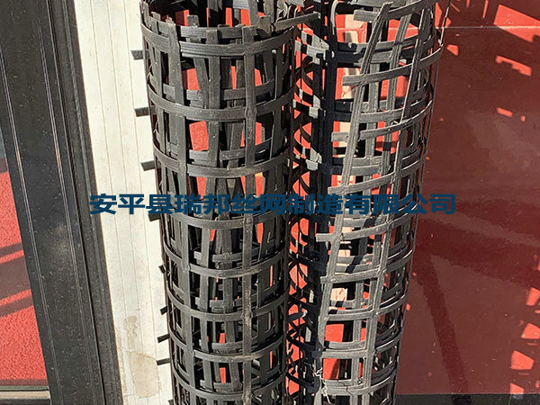 煤矿钢塑格栅图片2