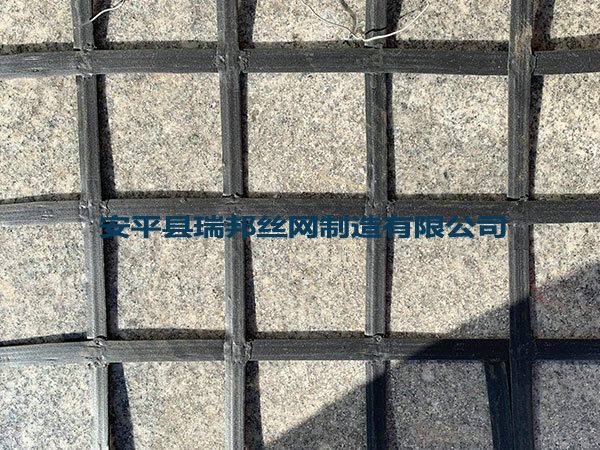 煤矿钢塑格栅图片3